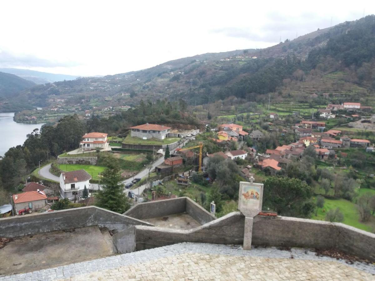 Alojamento De Crasto - Geres Exterior photo